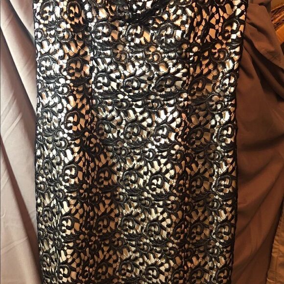 An stunning original JS collection white dress with black overlay. DEAD STOCK - Picture 5 of 9